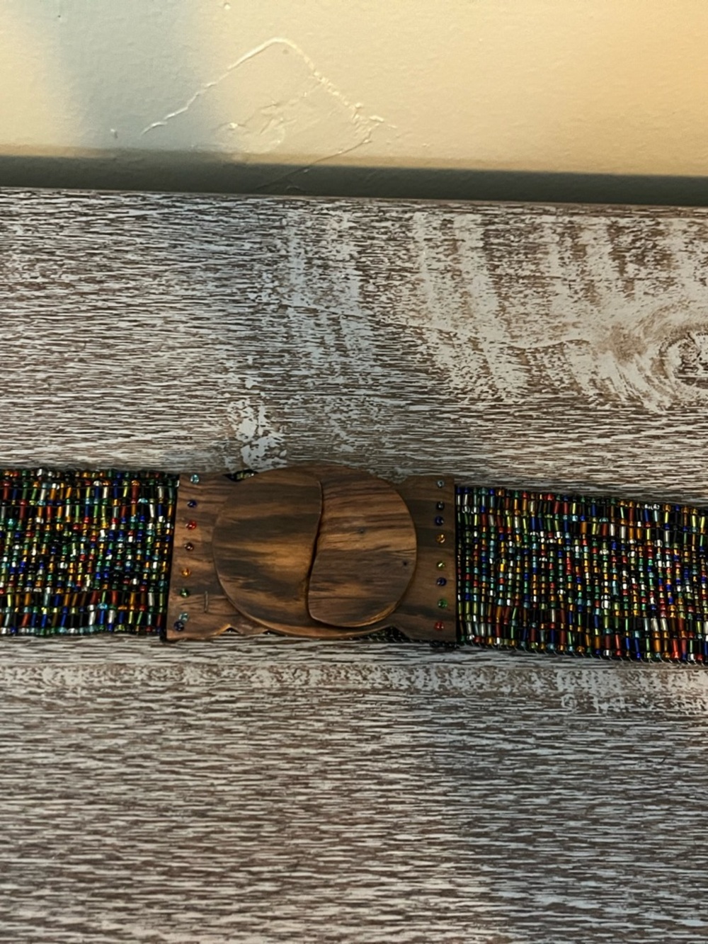 vintage beaded stretch belt with a wooden buckle 2.5 inches x 34.5 inches